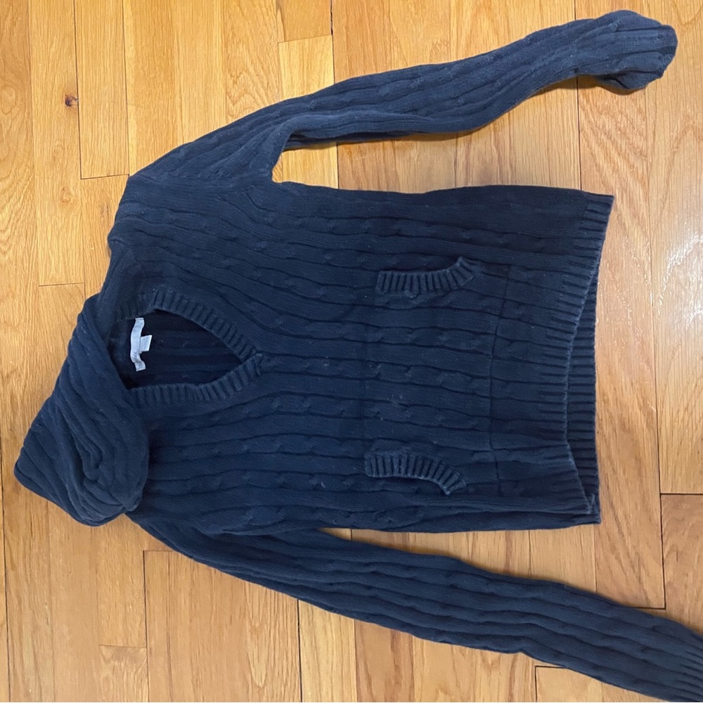 Old navy sweater